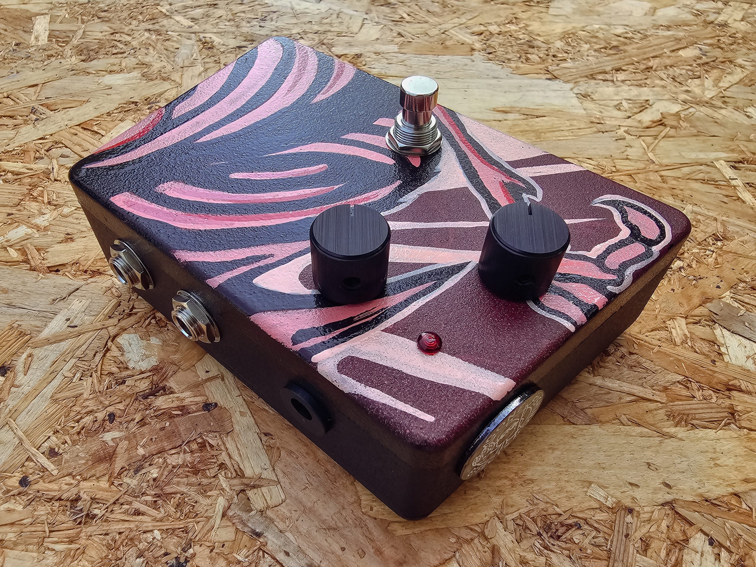 No. 33 'Only The Dead...' Pedal - Image 3